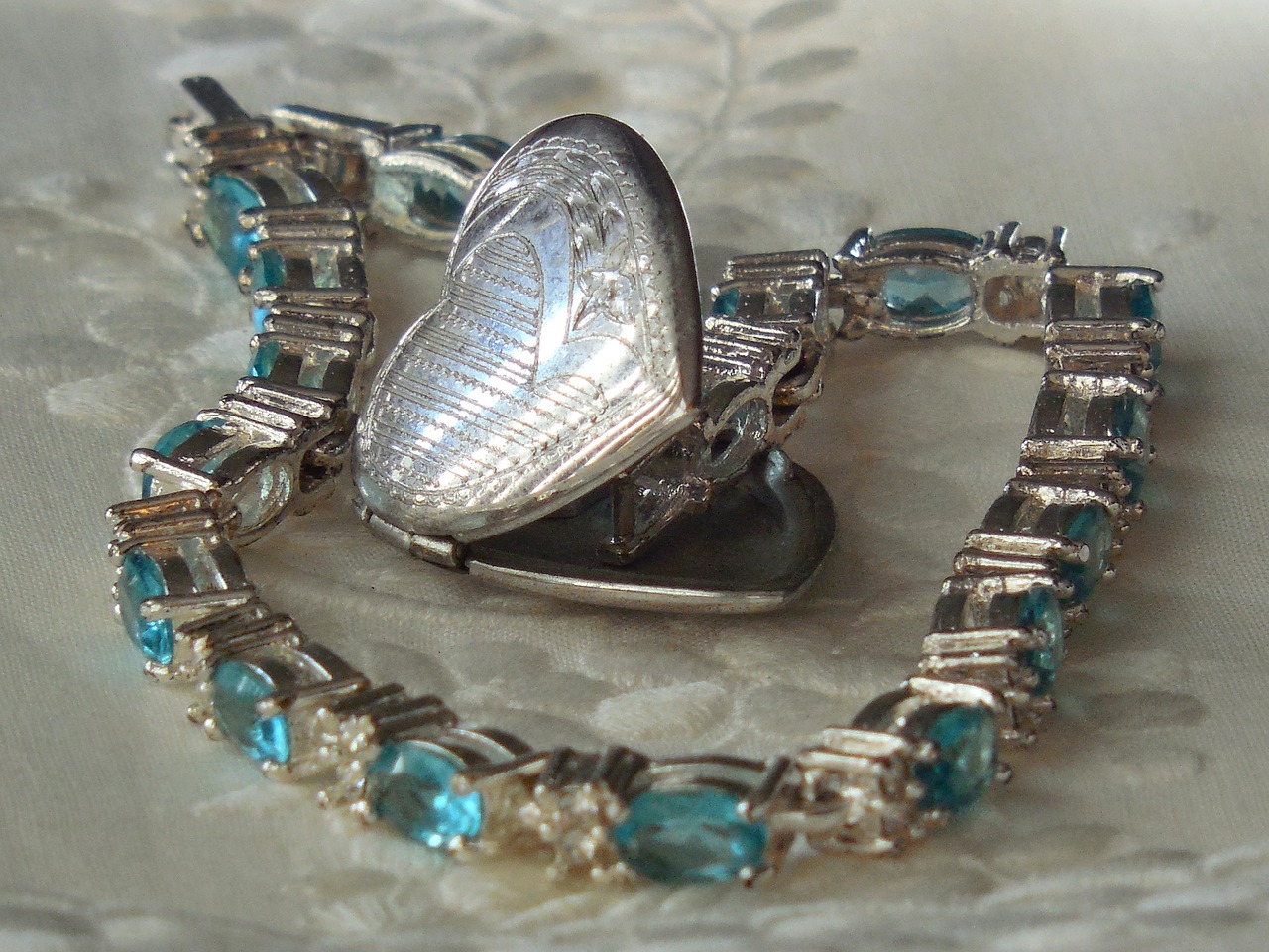 動(dòng)漫蕭炎頭像的魅力與影響力探究