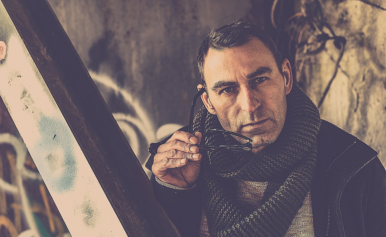 緬懷杰出男演員的離世，回顧他的藝術(shù)生涯與人生貢獻(xiàn)