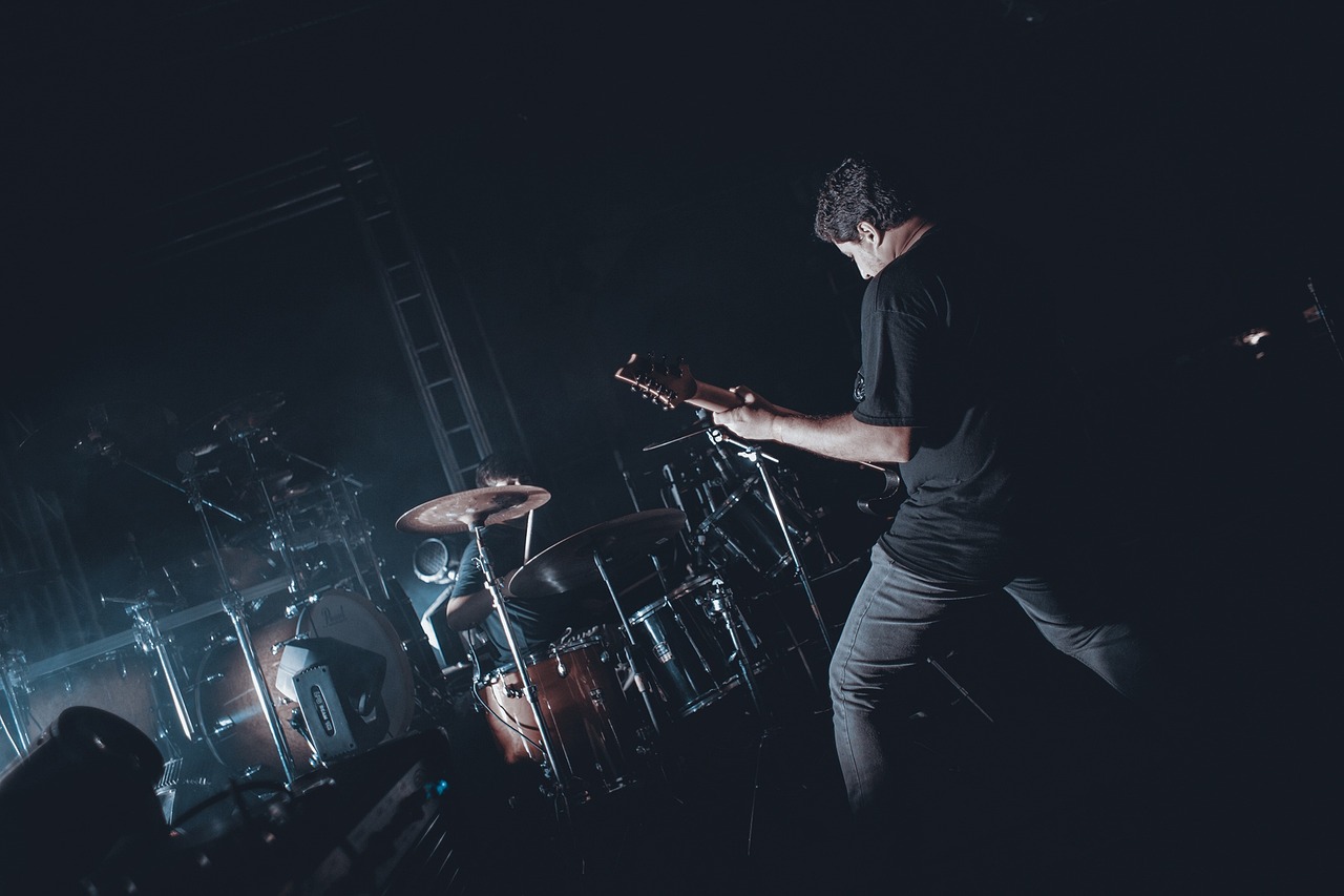 潛伏電視劇免費觀看，深度解析與體驗全攻略