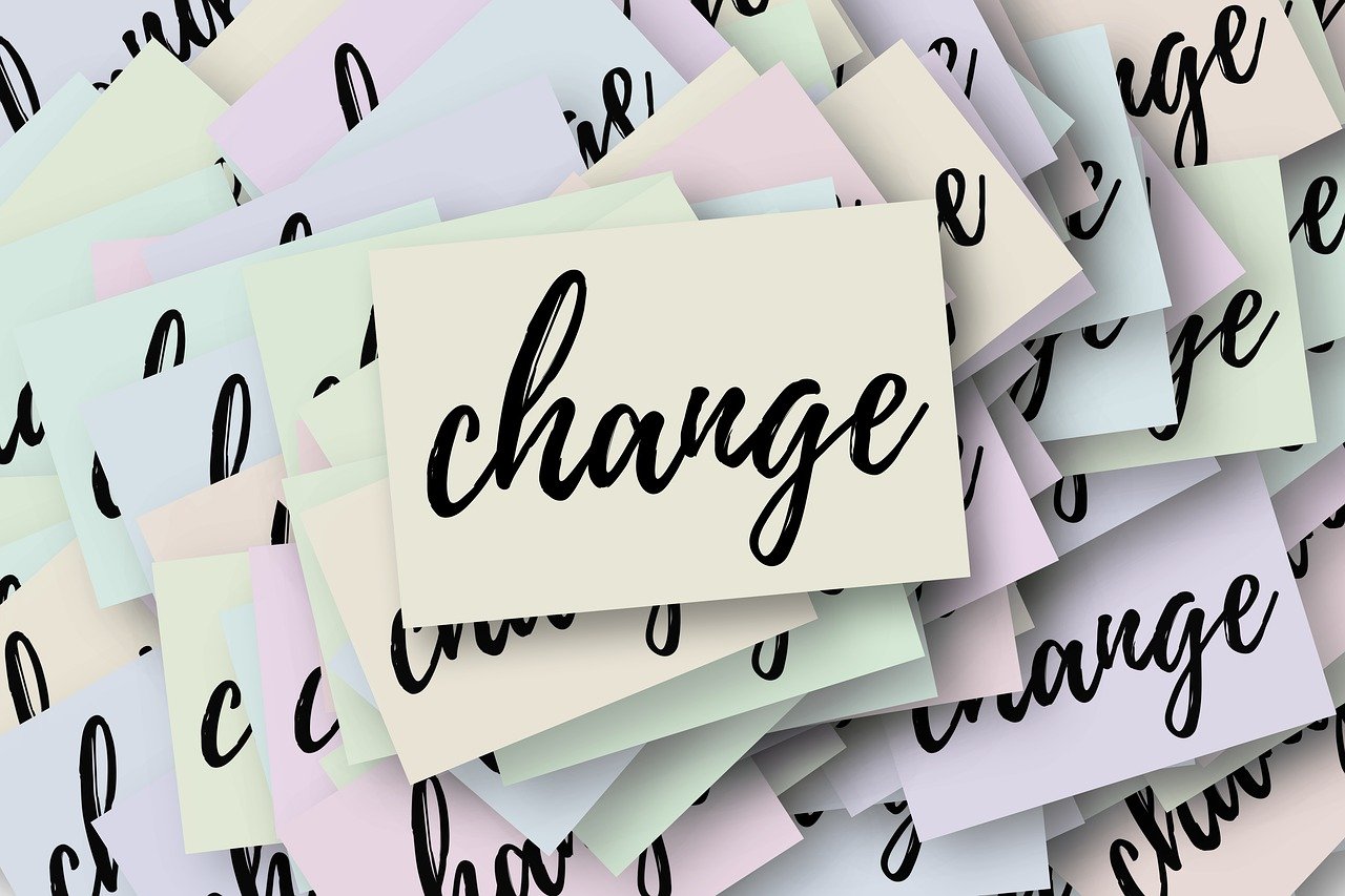 探索胡某的成長與變遷之路，最新動態(tài)更新