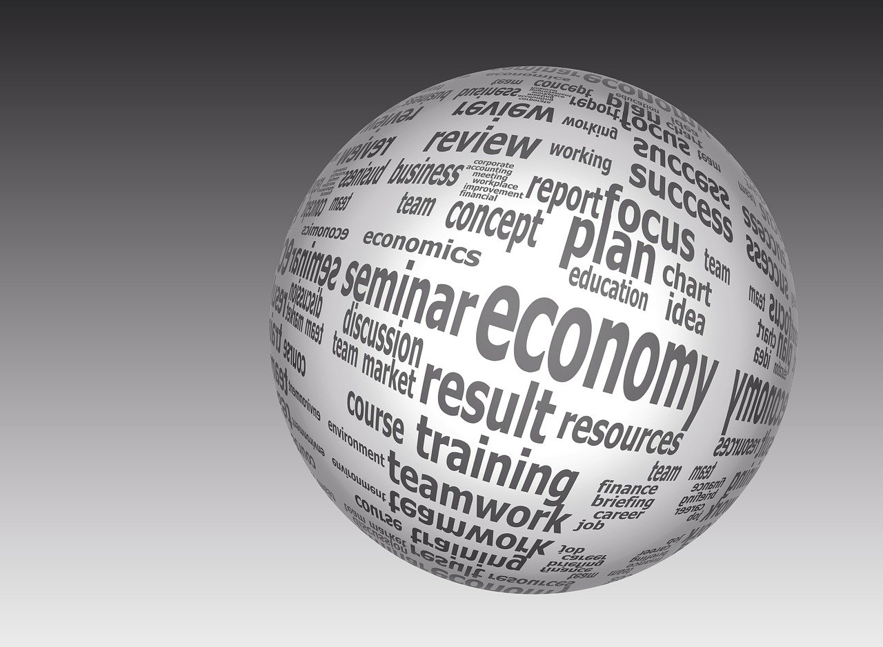 宜興分水周鐵最新職位招聘動態(tài)及經(jīng)濟(jì)發(fā)展概述，職位招聘與地區(qū)經(jīng)濟(jì)分析