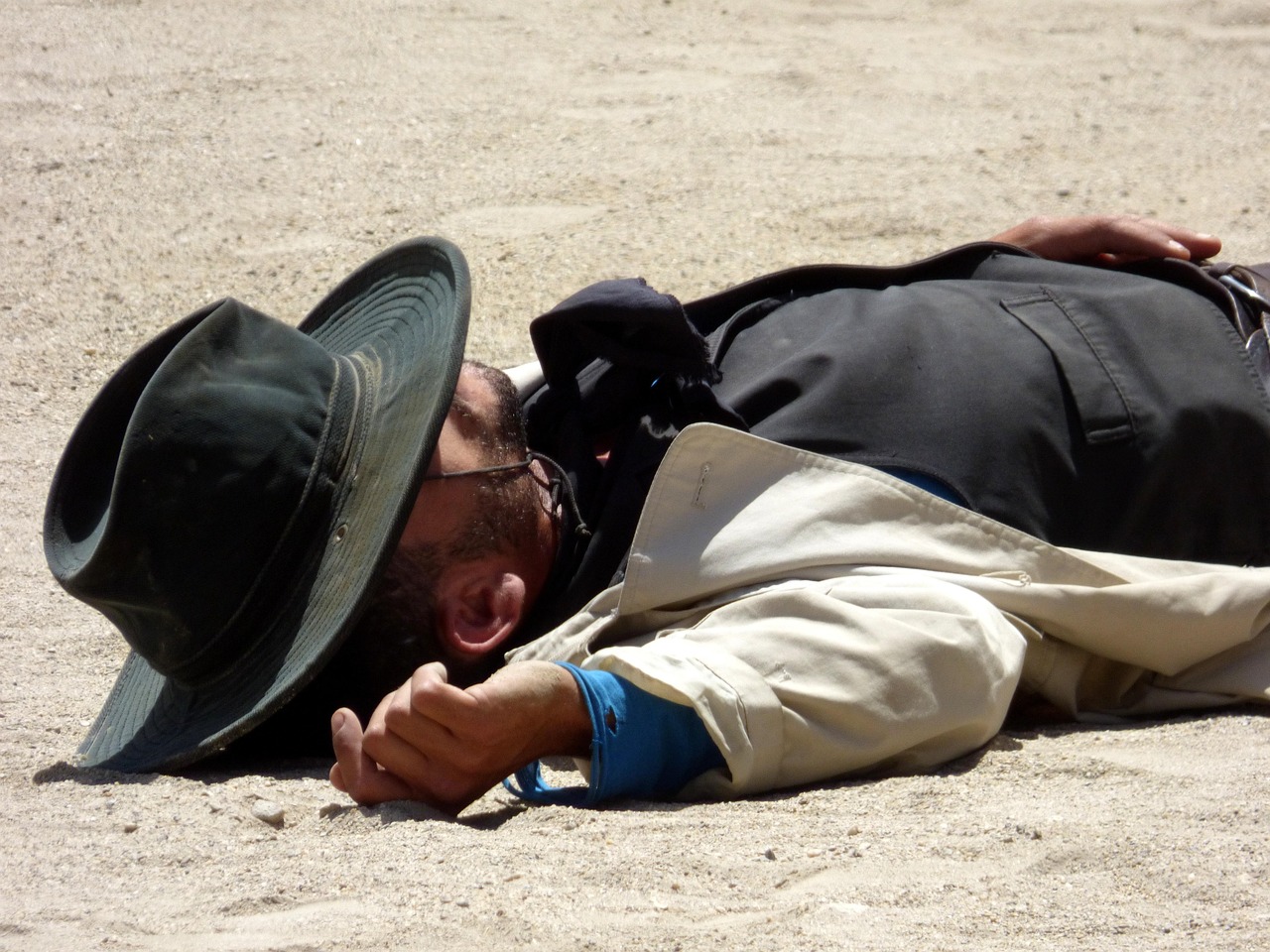恐怖電影巔峰之作，尸體電影的極致魅力探索
