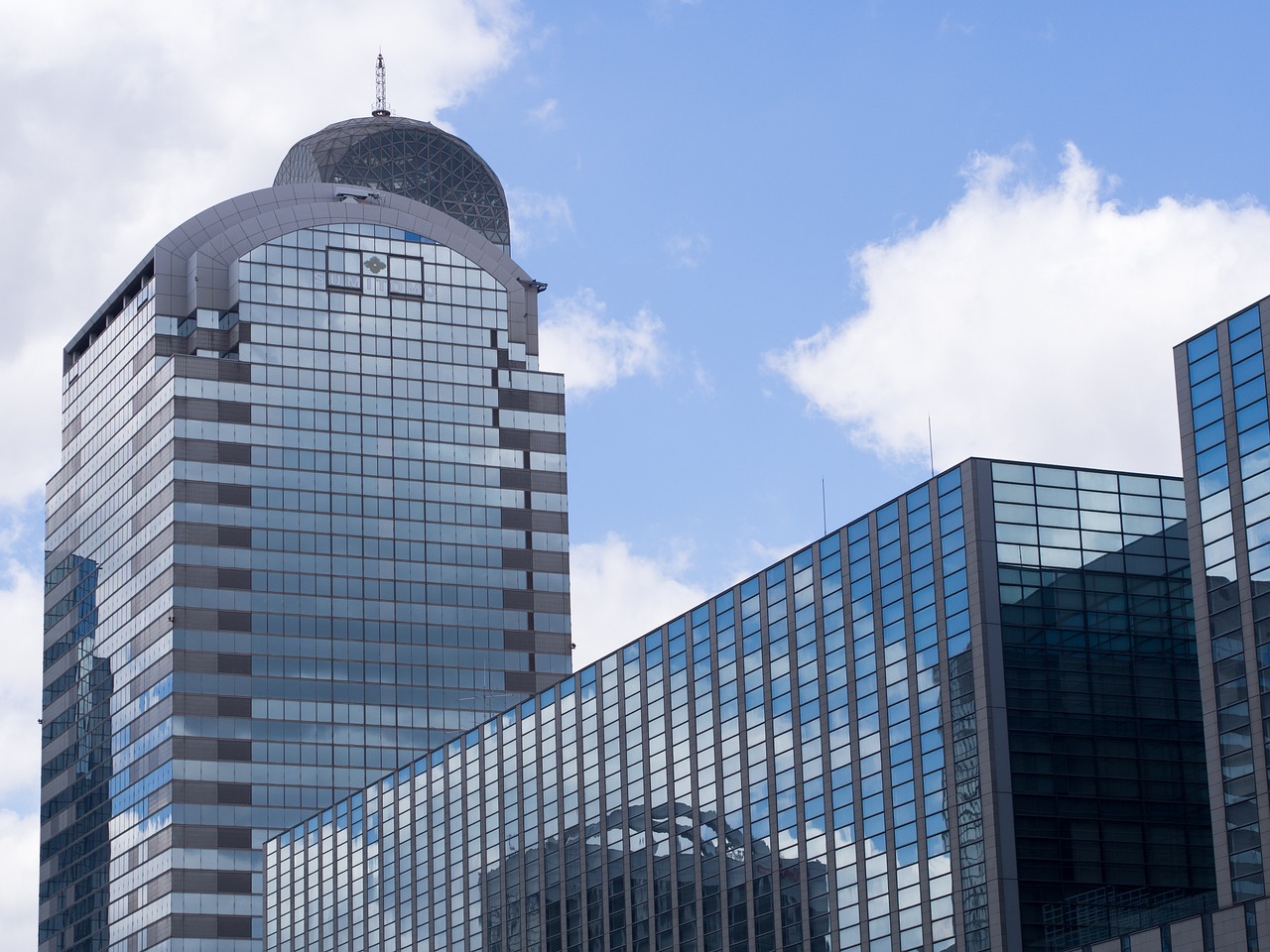 黃石恒大帝景最新房?jī)r(jià)公布，市場(chǎng)走勢(shì)分析與購(gòu)房指南